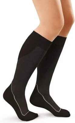JOBST Sport Knee High Unisex Compression Socks - 20-30 MmHg -Health Care Store 615QFECdEfL. AC SL1500