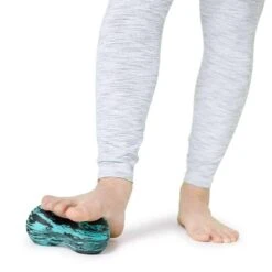 LoRox Aligned Life Set - Includes Aligned Rollers, Infinity Roll, Domes, & Sphere -Health Care Store LOROX5 Infinity Roll inuse3