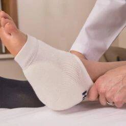 Heelbo Heel And Elbow Protectors With Flexible Stretch - 1 Pair -Health Care Store Mabis Heelbo Heel and Elbow Protectors White 04