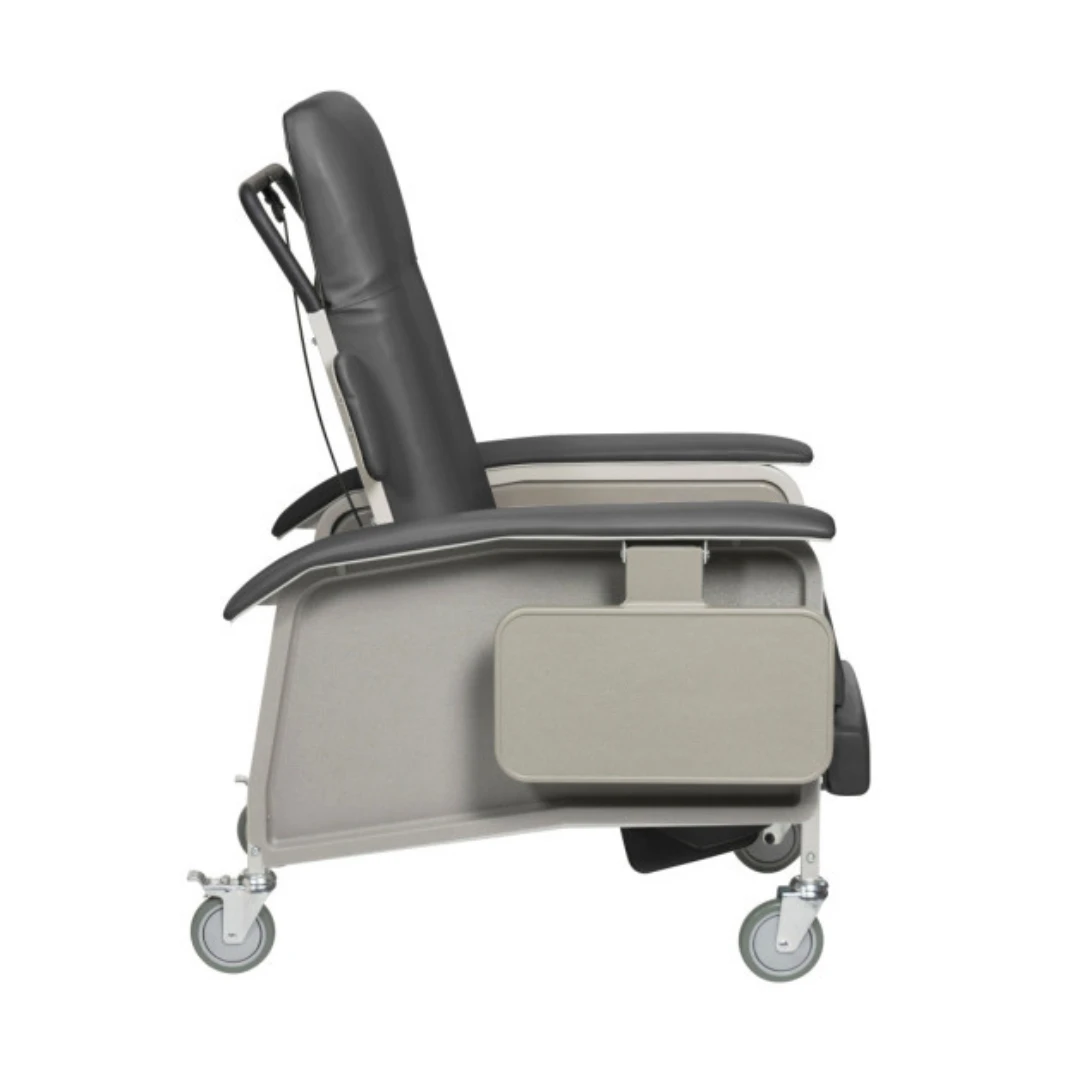 Drive Medical Clinical Care Geri Chair Recliners With 4 Positions & Food Tray 4 Drive Medical Clinical Care Geri Chair Recliners With 4 Positions & Food Tray - Image 2